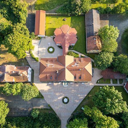 Schlosshotel Wilhelmsthal Calden Exterior photo